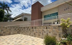 Residencial Lar Das Oliveiras - Casa 02 Fundos